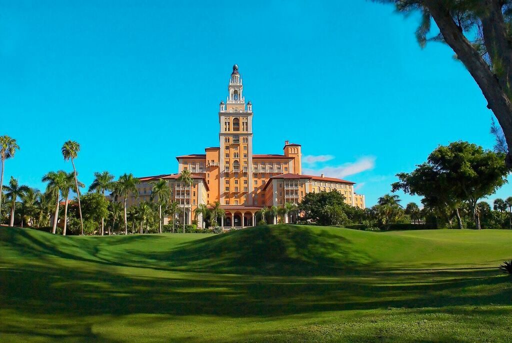 Biltmore 18th Green Golf_preview