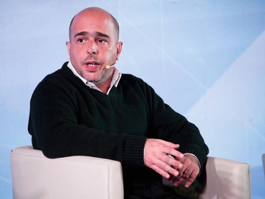 Nicolás Arceo, Economista especialista en energía